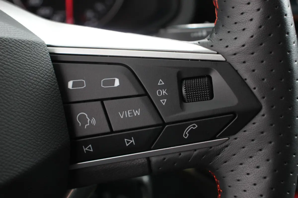 1.0 FR Navigatie Apple Carplay/Android Auto Climate Control Cruise Control Stoelverwarming