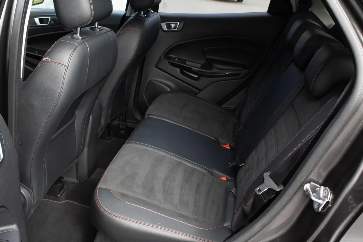 1.0 EcoBoost ST-Line Black|trekhaak|Stoel & Stuur Verwarming|Camera|
