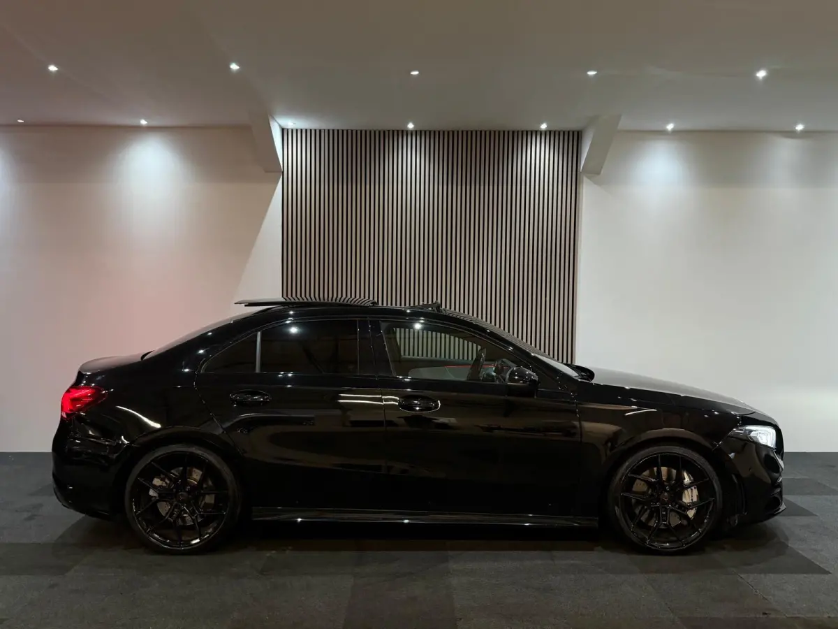 AMG 35 4MATIC Pano BI color Leer Camera