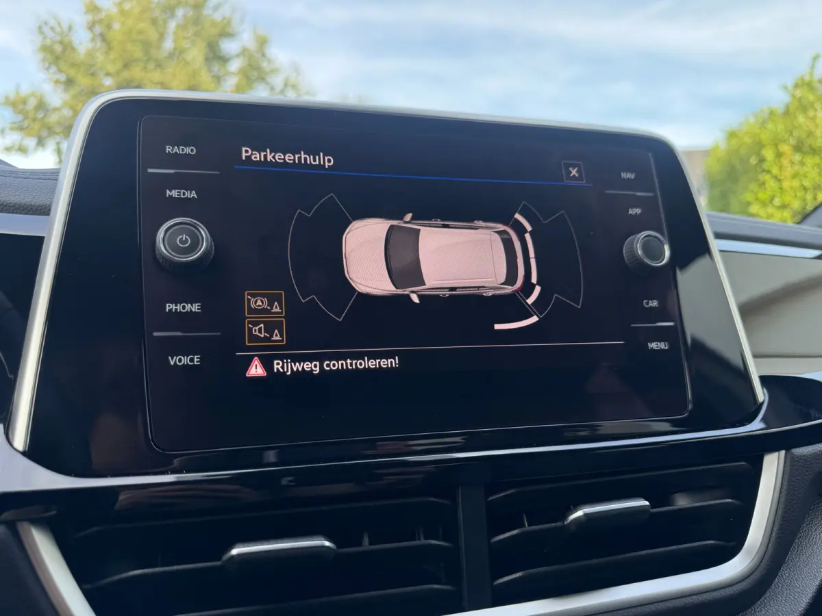 1.0 TSI R-Line Ascot Grey / IQ-light / Carplay / ACC / PDC / Stoelverwarming / Digitiale cockpit / Zwarte hemel