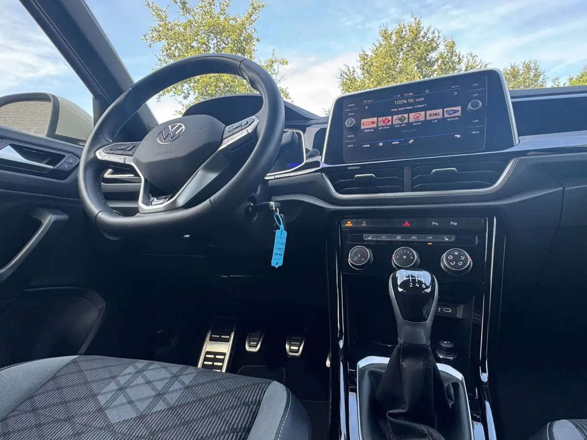 1.0 TSI R-Line Ascot Grey / IQ-light / Carplay / ACC / PDC / Stoelverwarming / Digitiale cockpit / Zwarte hemel