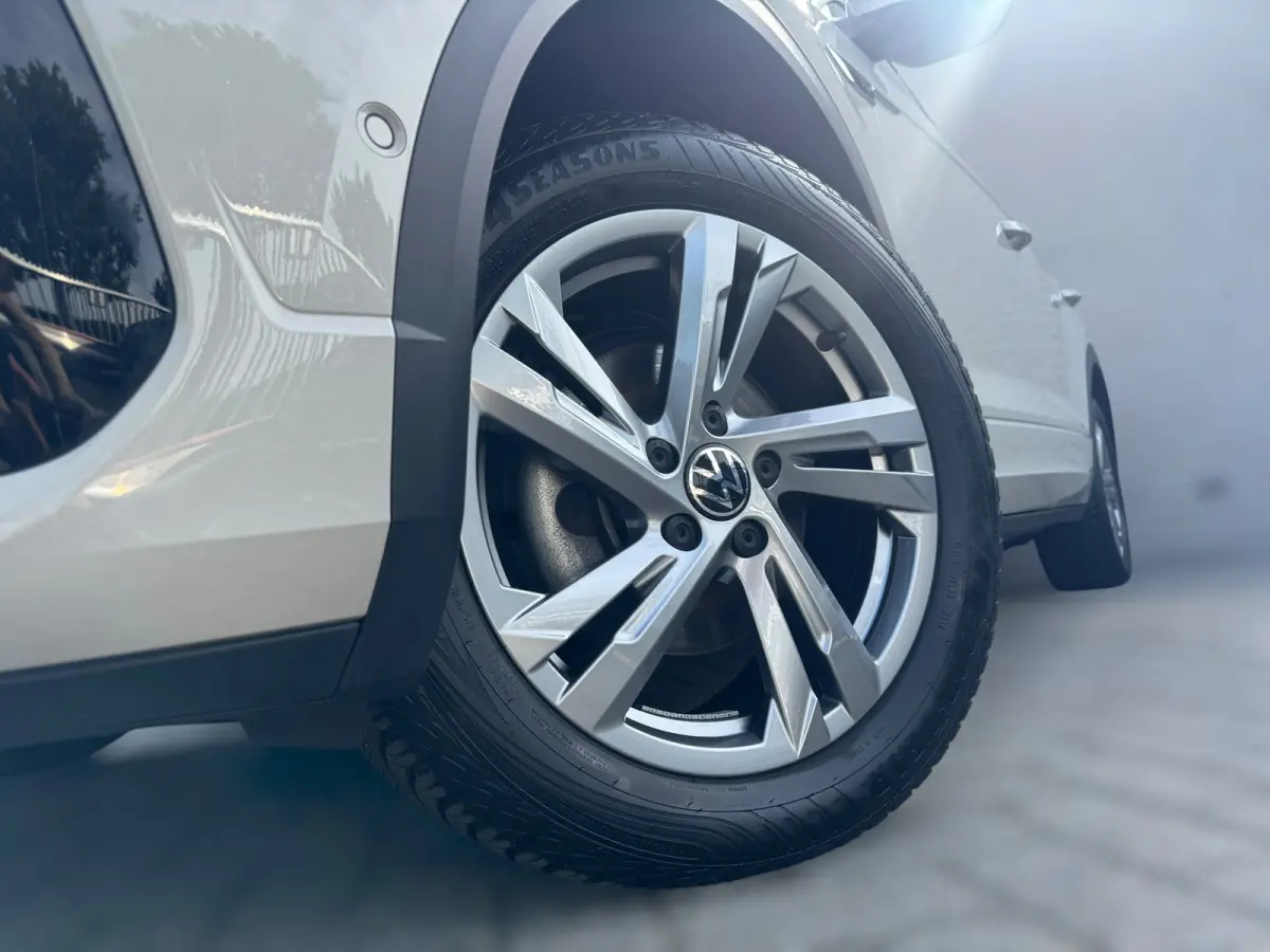 1.0 TSI R-Line Ascot Grey / IQ-light / Carplay / ACC / PDC / Stoelverwarming / Digitiale cockpit / Zwarte hemel