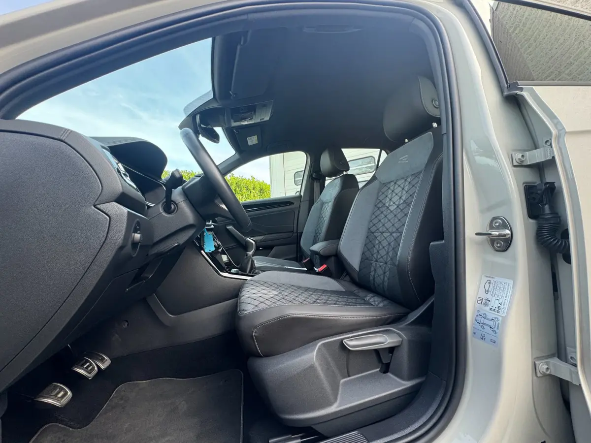 1.0 TSI R-Line Ascot Grey / IQ-light / Carplay / ACC / PDC / Stoelverwarming / Digitiale cockpit / Zwarte hemel