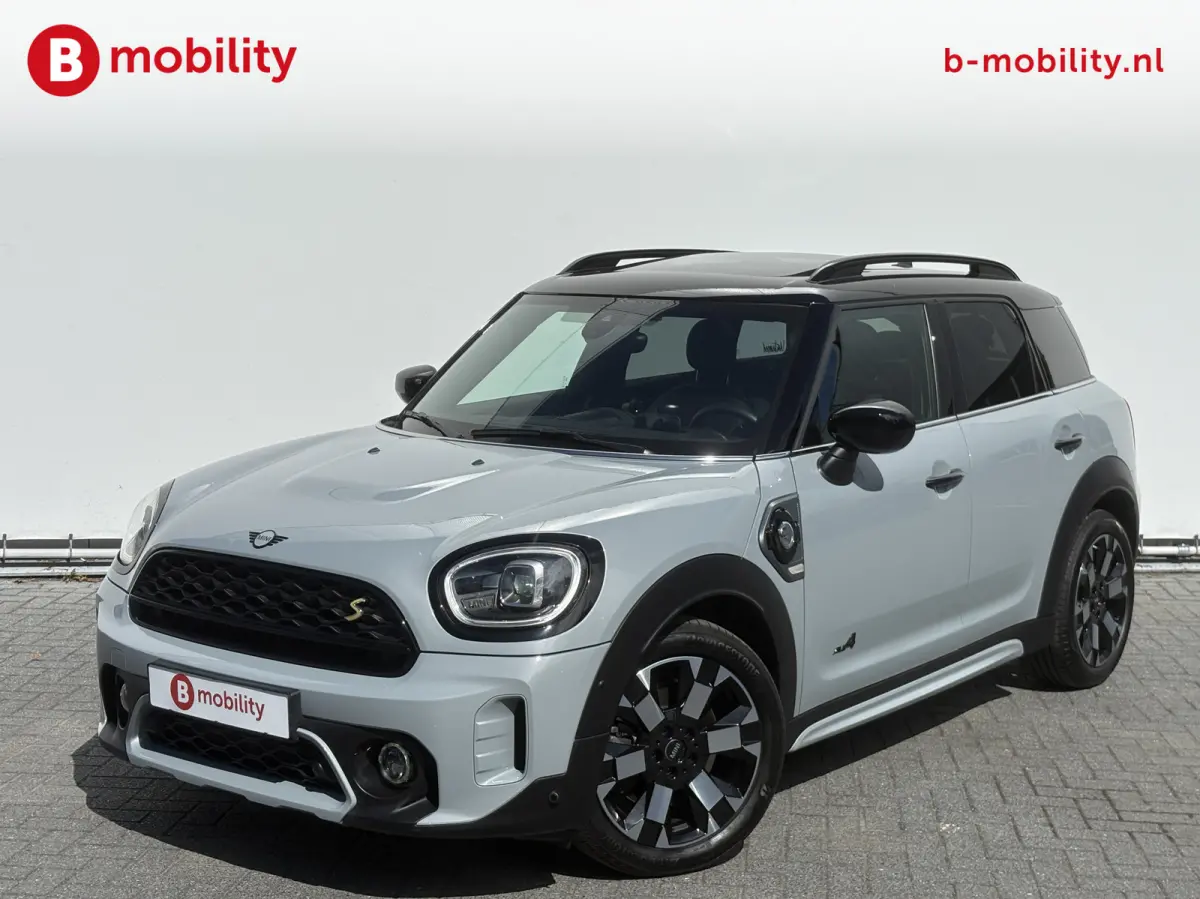 1.5 Cooper ALL4 Untamed Edition Panoramadak Head-Up SOH 97% | Adaptive Cruise Control | Hifi | Leer | DAB | Apple CarPlay