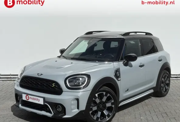 1.5 Cooper ALL4 Untamed Edition Panoramadak Head-Up SOH 97% | Adaptive Cruise Control | Hifi | Leer | DAB | Apple CarPlay