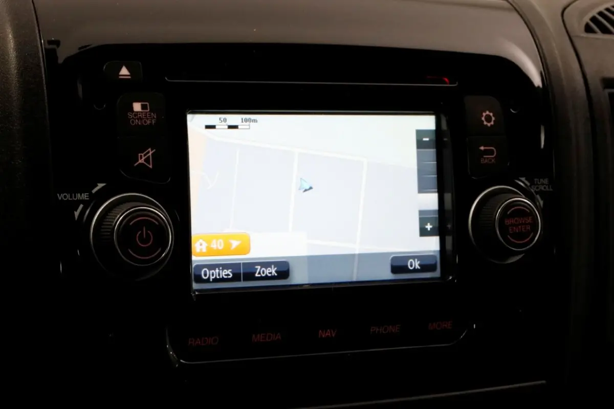 2.0 BlueHDI E6 130pk L1H2 Premium Navi/Camera/Inrichting 11-2016