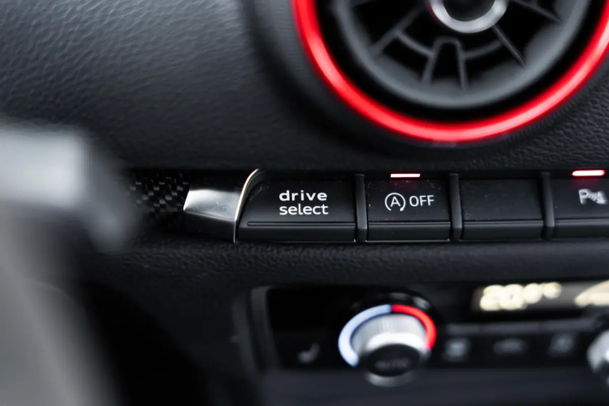 RS3 2.5 TFSI quattro B&O Pano Leer CTS OZ Stage 2