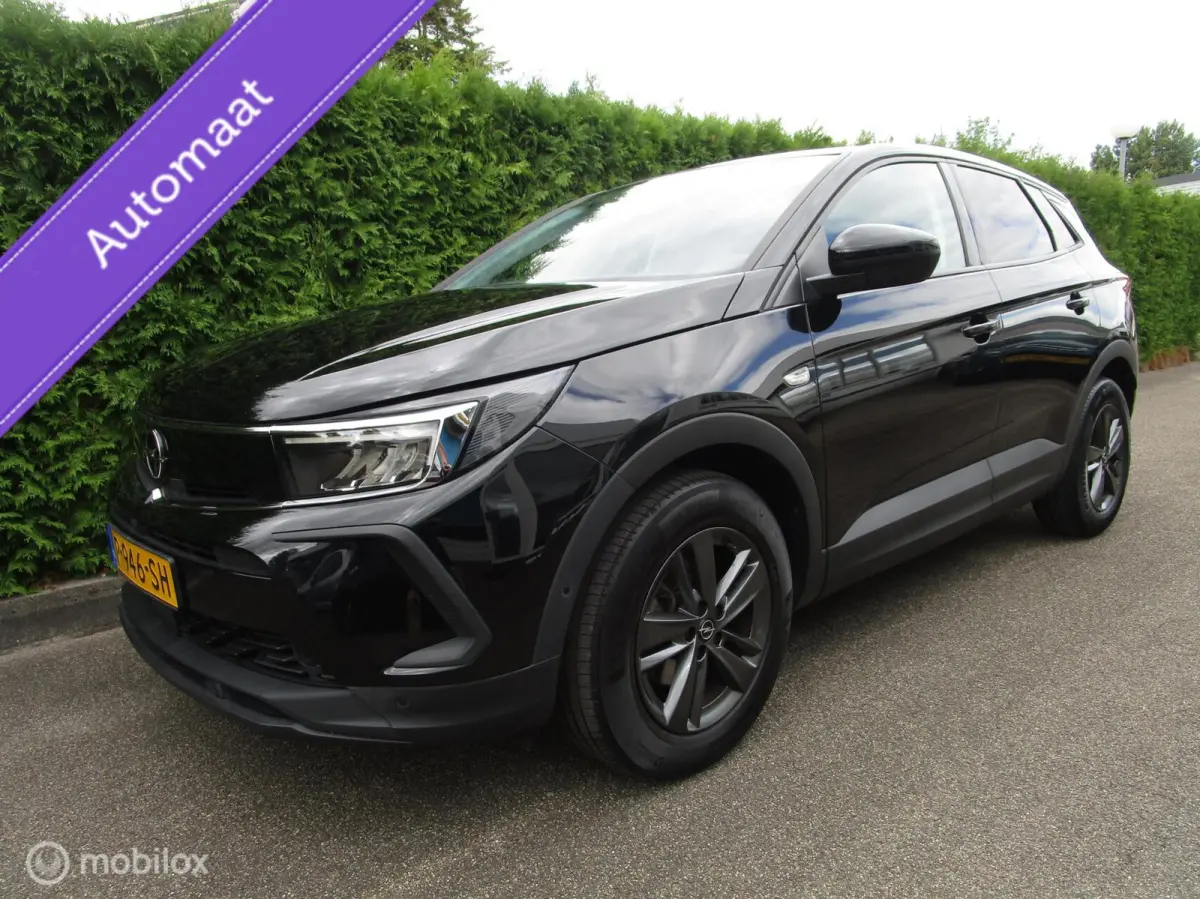1.2 130 PK AUTOMAAT - STOELVERWARMING - LMV