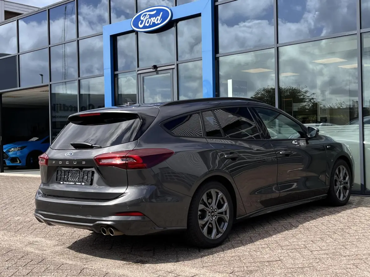 1.0 EcoBoost Hybrid ST Line X 155PK Automaat Afn. Trekhaak Winterpack Adaptieve Cruise 360-Camera Blind-Spot B&O Climate Keyless Privacy Glass *1500KG Trekgewicht*