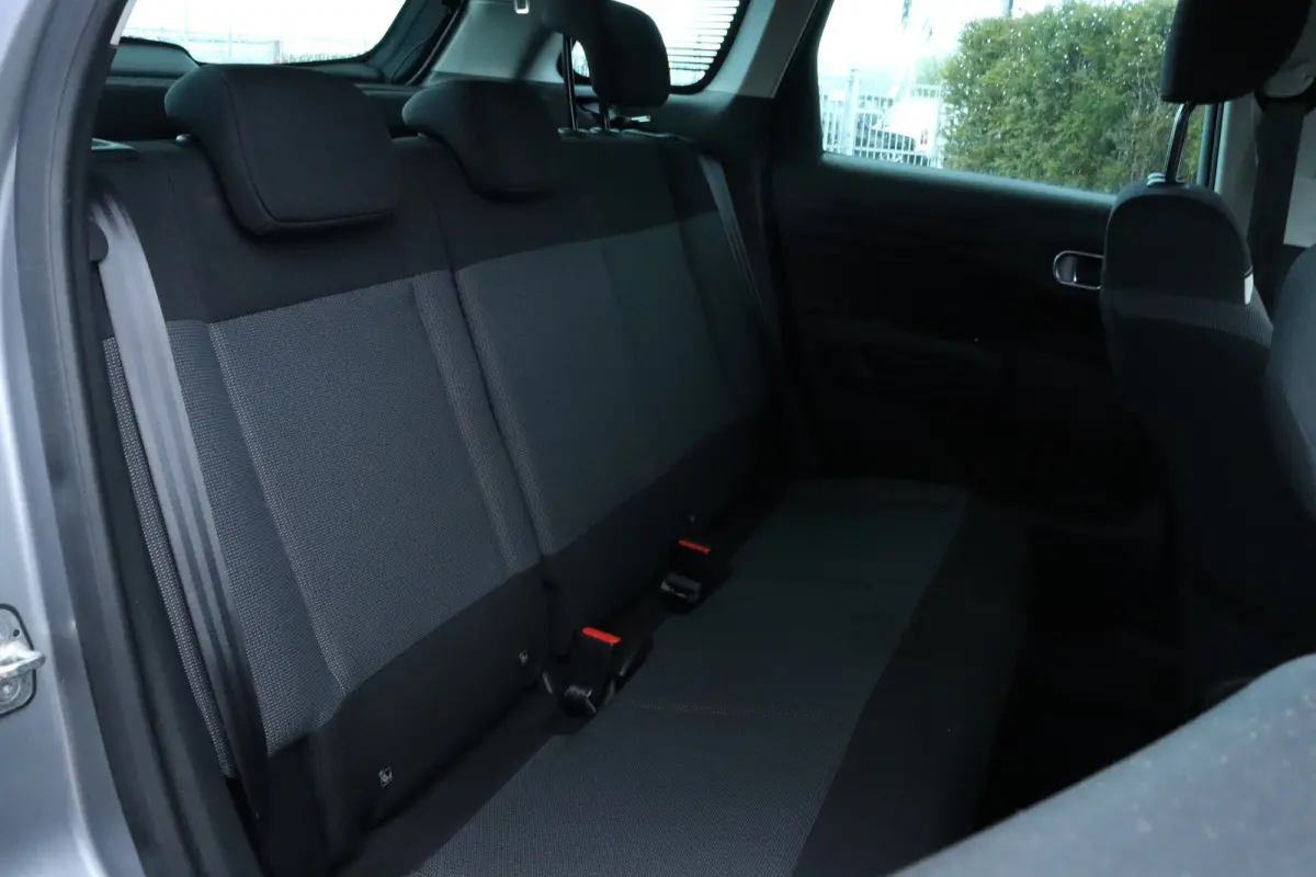 1.2 Turbo Feel | Cruise Control | Camera | Navigatie | Carplay | Airco | LED