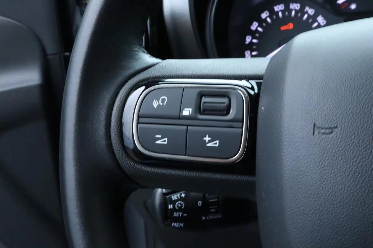 1.2 Turbo Feel | Cruise Control | Camera | Navigatie | Carplay | Airco | LED