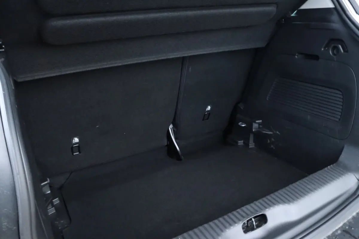 1.2 Turbo Feel | Cruise Control | Camera | Navigatie | Carplay | Airco | LED