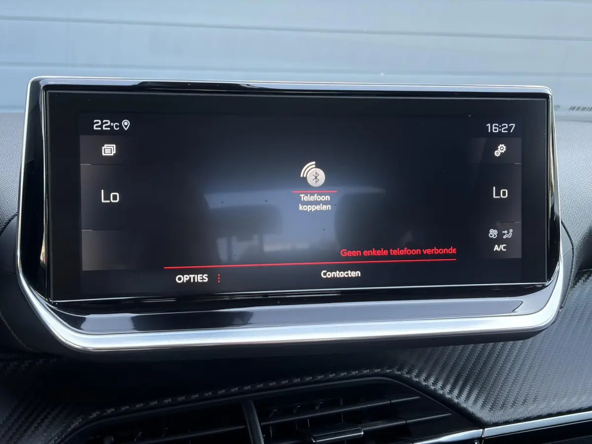 1.2 PureTech Allure ✓Recent beurt gehad✓D-riem vv in 06-2025✓360° Camera✓Draadloze telefoonlader✓Carplay✓Keyless✓Automaat✓Trekhaak✓Halfleder✓Navi✓Clima✓Cruise✓131p