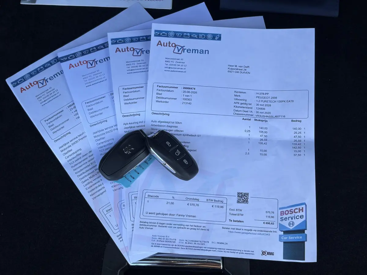 1.2 PureTech Allure ✓Recent beurt gehad✓D-riem vv in 06-2025✓360° Camera✓Draadloze telefoonlader✓Carplay✓Keyless✓Automaat✓Trekhaak✓Halfleder✓Navi✓Clima✓Cruise✓131p