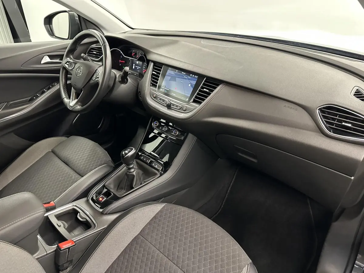 1.2 Turbo Innovationn TREKHAAK CAMERA CARPLAY NAVI.