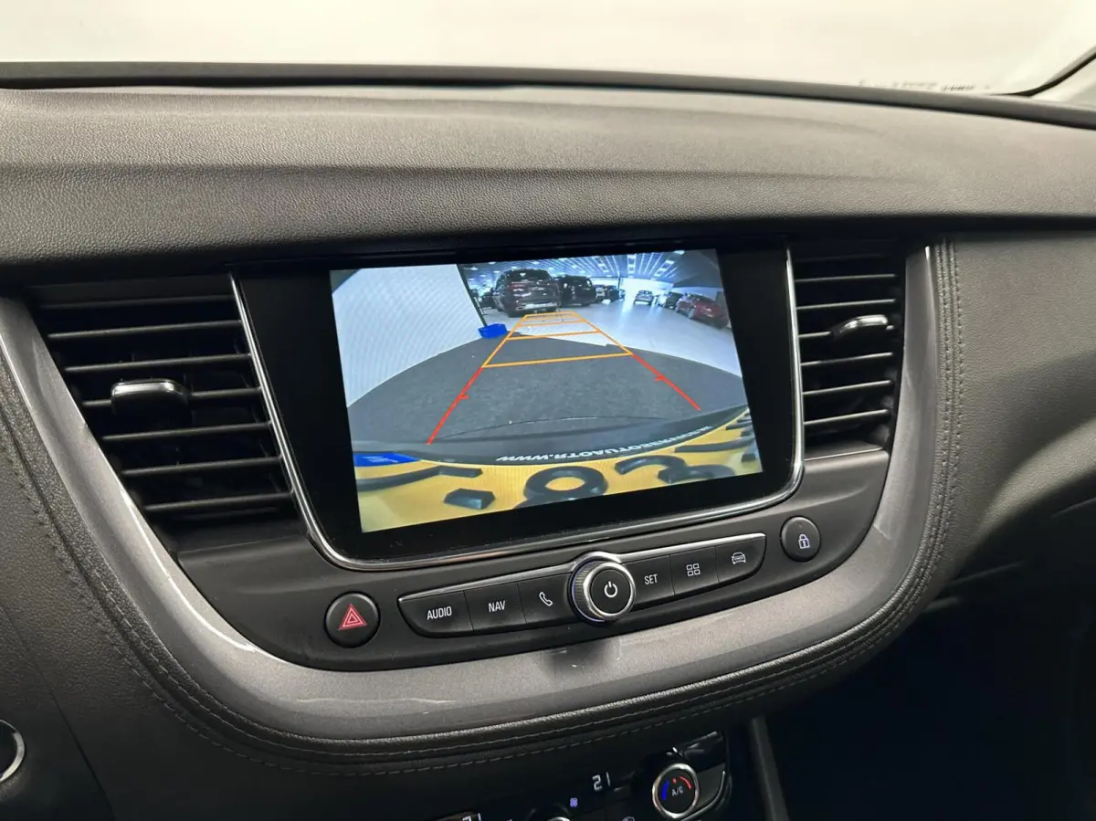 1.2 Turbo Innovationn TREKHAAK CAMERA CARPLAY NAVI.