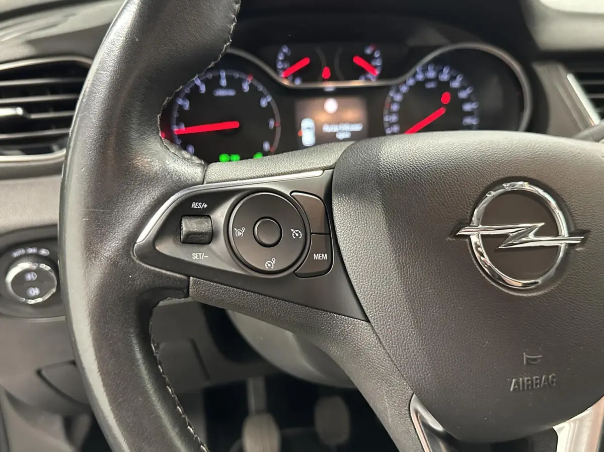 1.2 Turbo Innovationn TREKHAAK CAMERA CARPLAY NAVI.