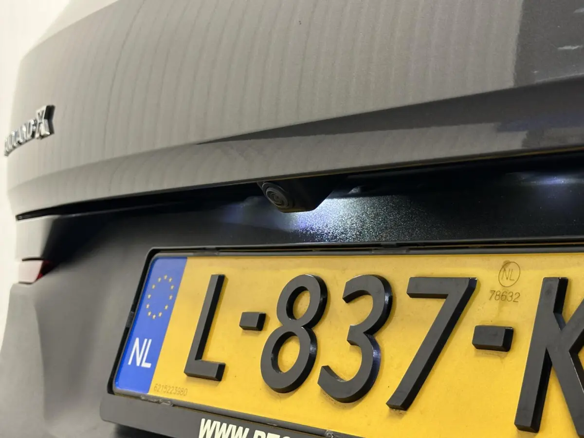 1.2 Turbo Innovationn TREKHAAK CAMERA CARPLAY NAVI.