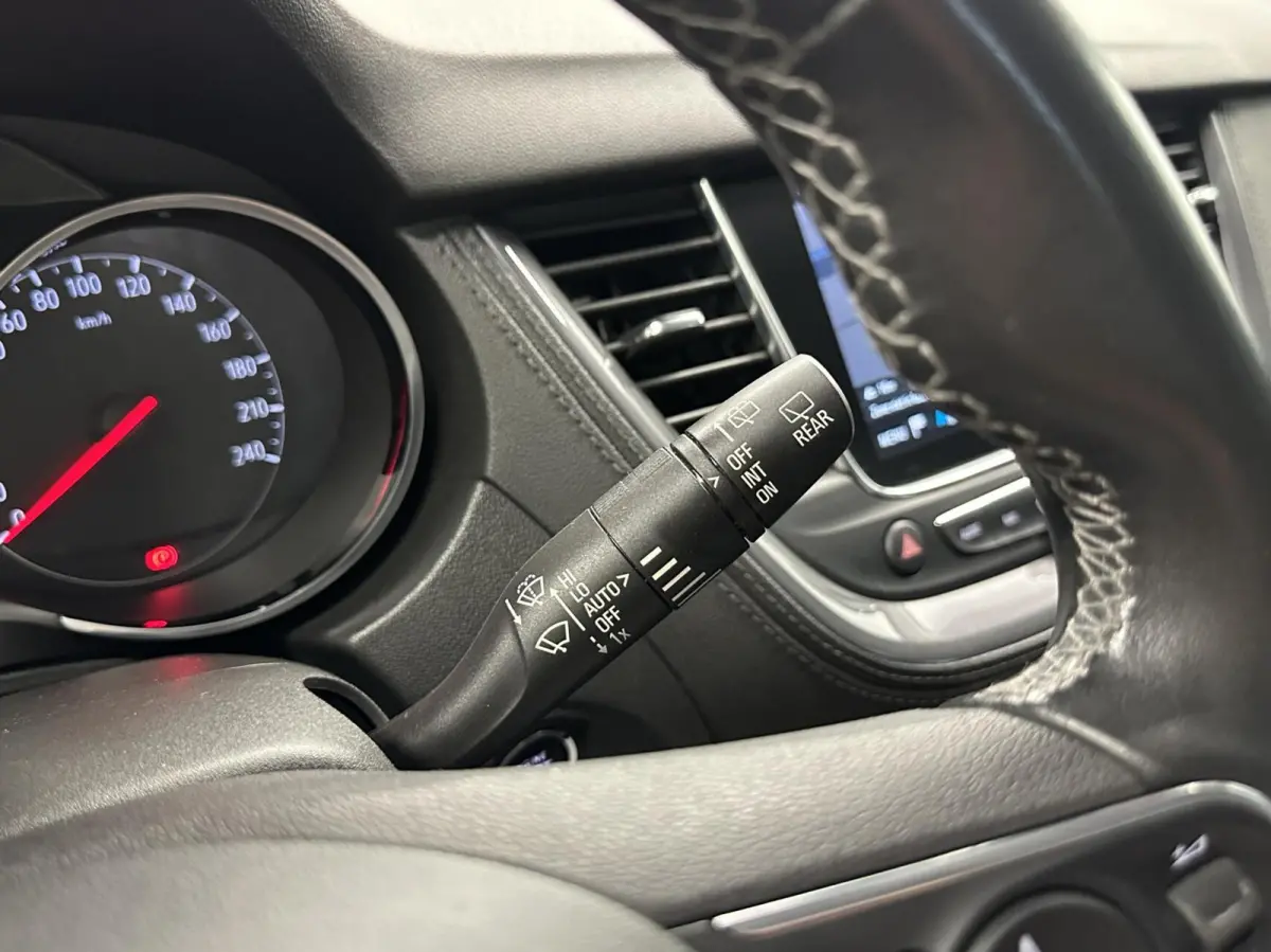 1.2 Turbo Innovationn TREKHAAK CAMERA CARPLAY NAVI.