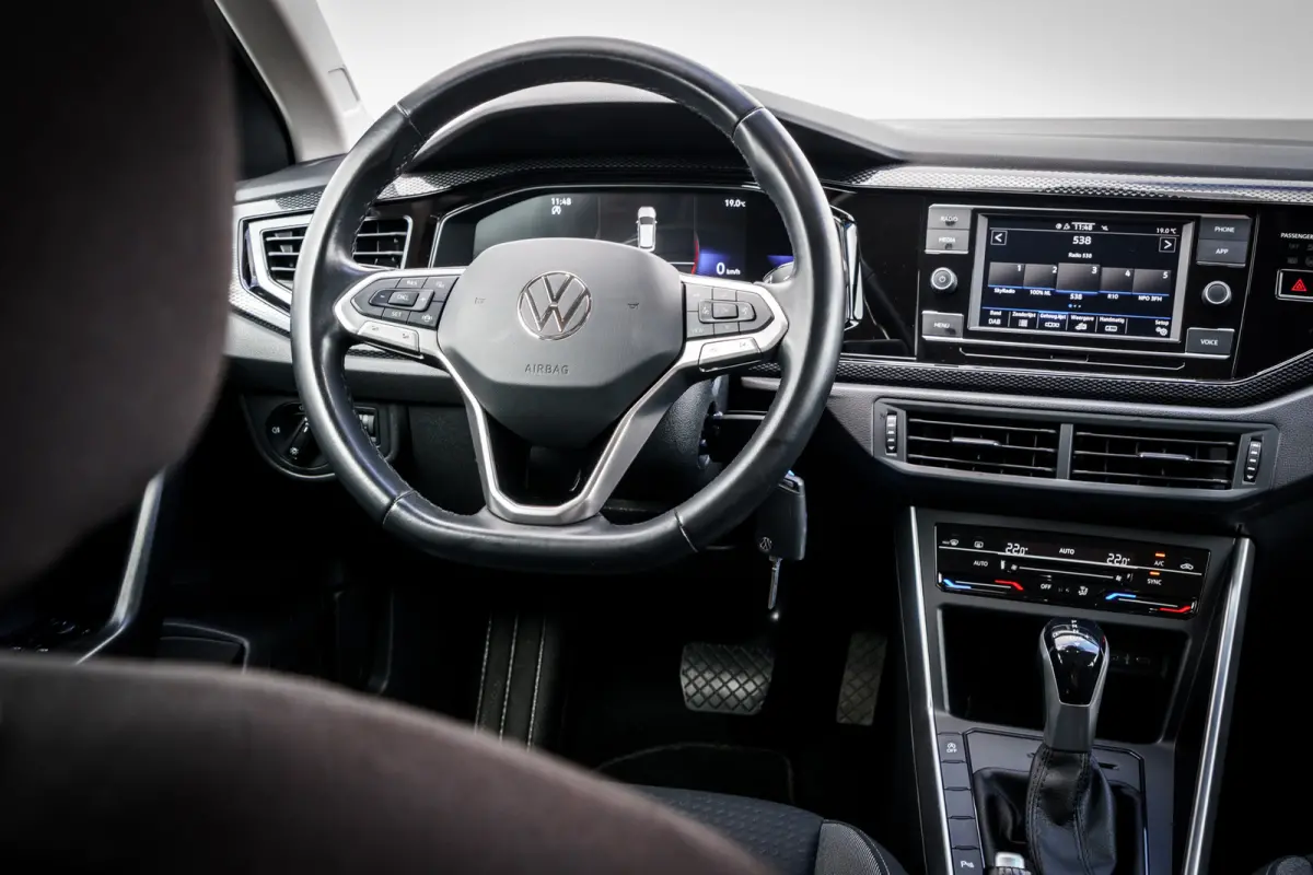 1.0 TSi Life Bus. Automaat | Virtual Cockpit | LED | Camera | Climate Control
