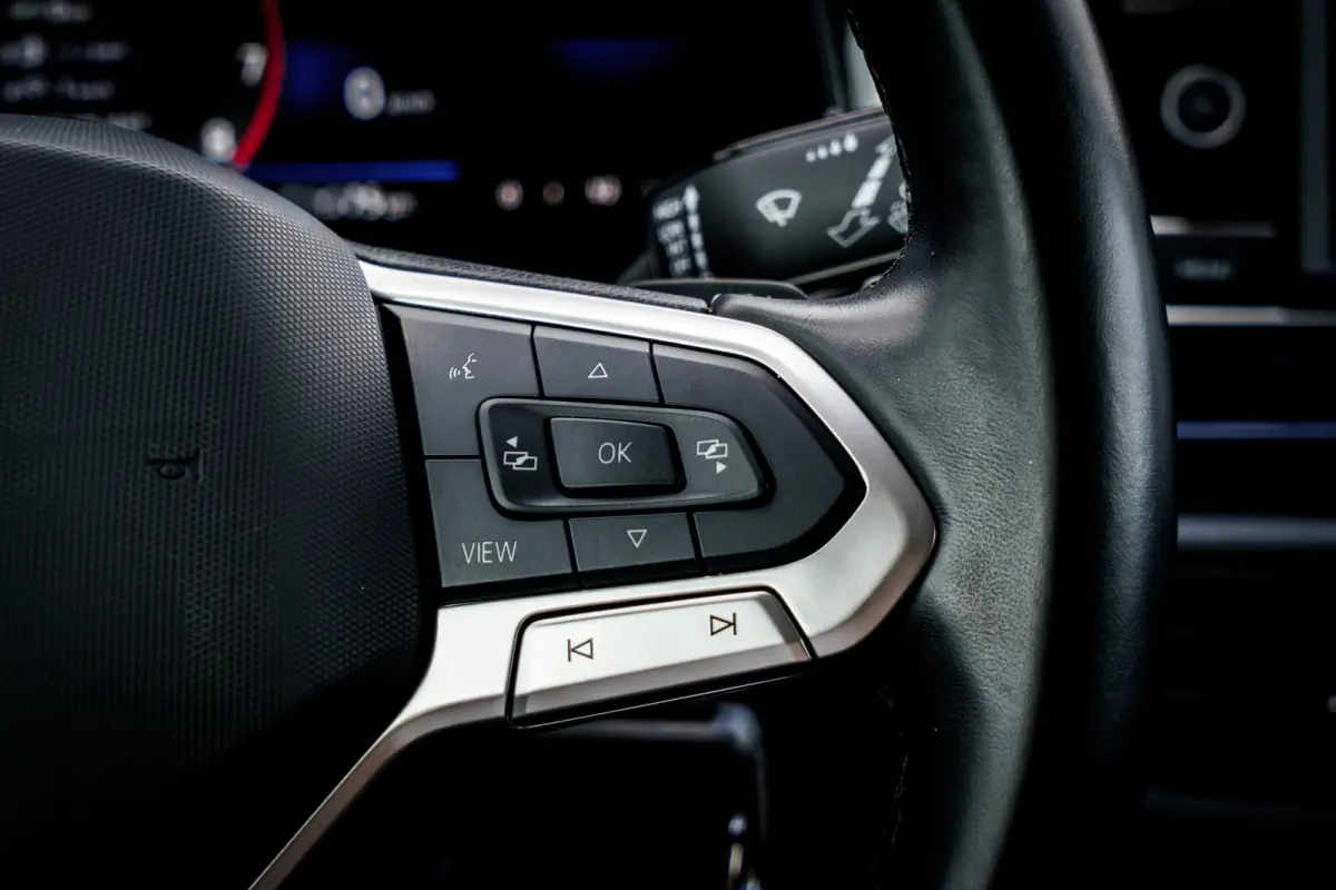 1.0 TSi Life Bus. Automaat | Virtual Cockpit | LED | Camera | Climate Control