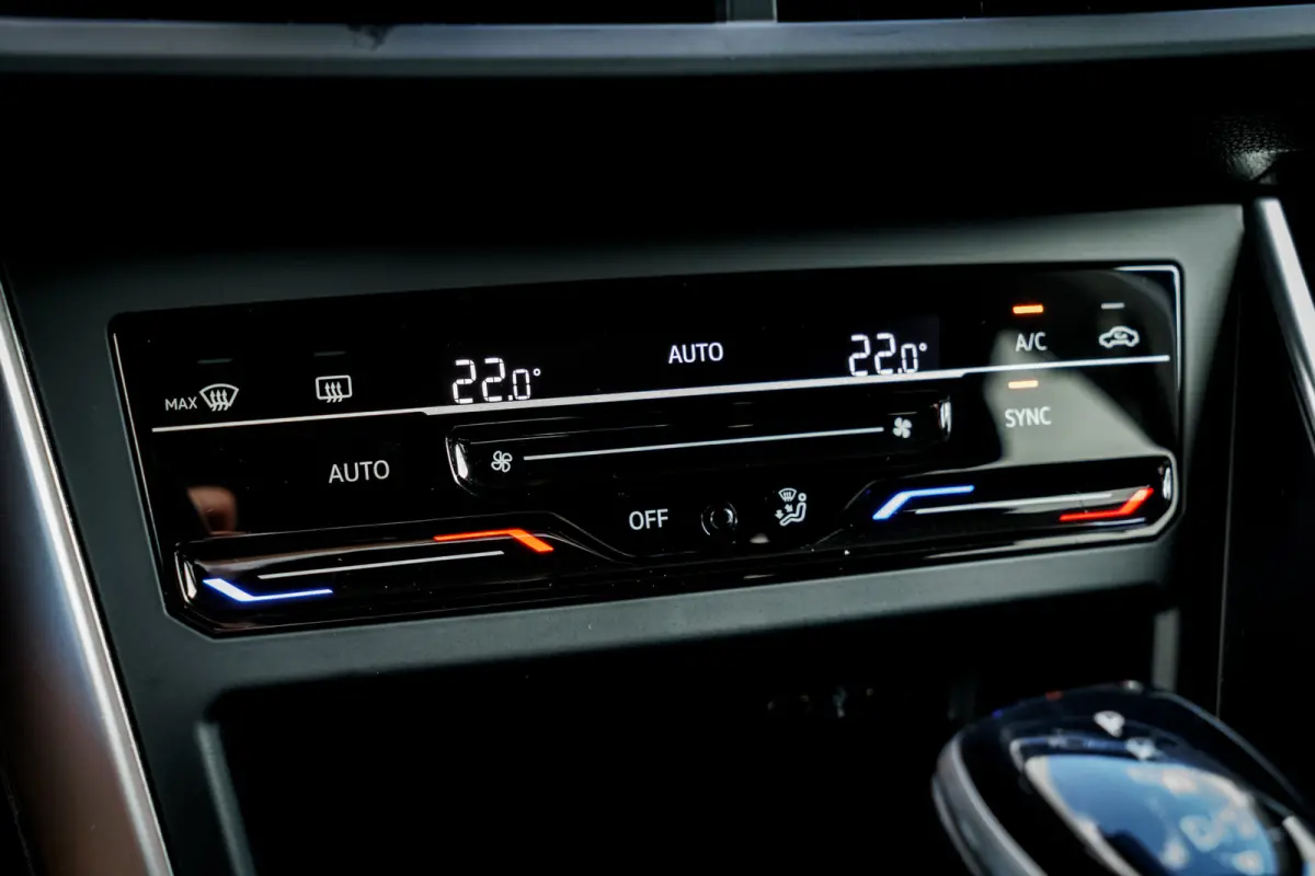 1.0 TSi Life Bus. Automaat | Virtual Cockpit | LED | Camera | Climate Control