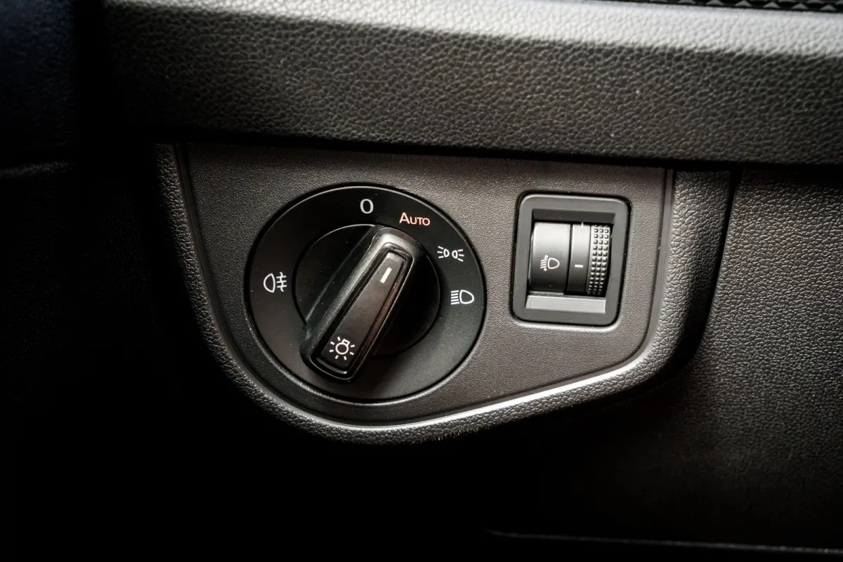 1.0 TSi Life Bus. Automaat | Virtual Cockpit | LED | Camera | Climate Control