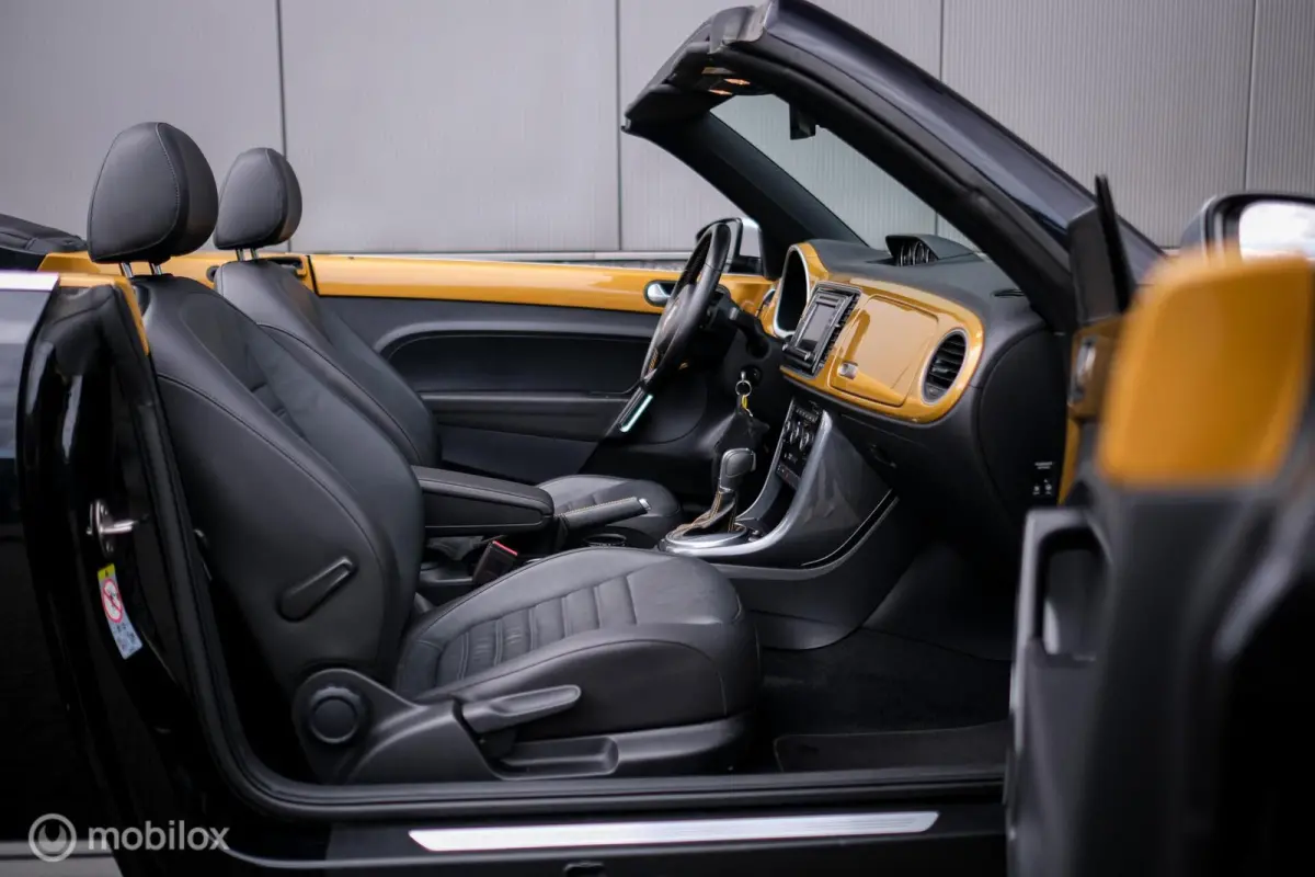 1.4 TSI Dune | Camera | Leder | LED | Xenon | PDC | Vol opties | Bluetooth | rijklaar |