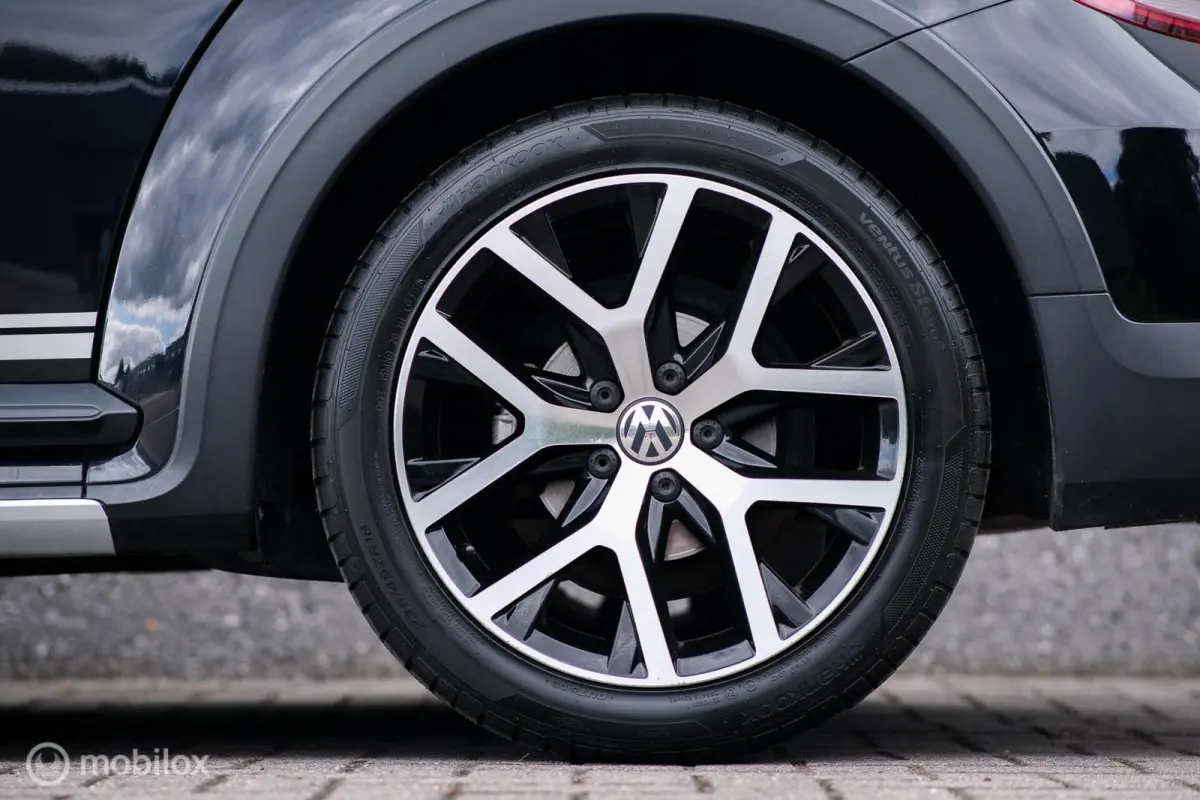 1.4 TSI Dune | Camera | Leder | LED | Xenon | PDC | Vol opties | Bluetooth | rijklaar |
