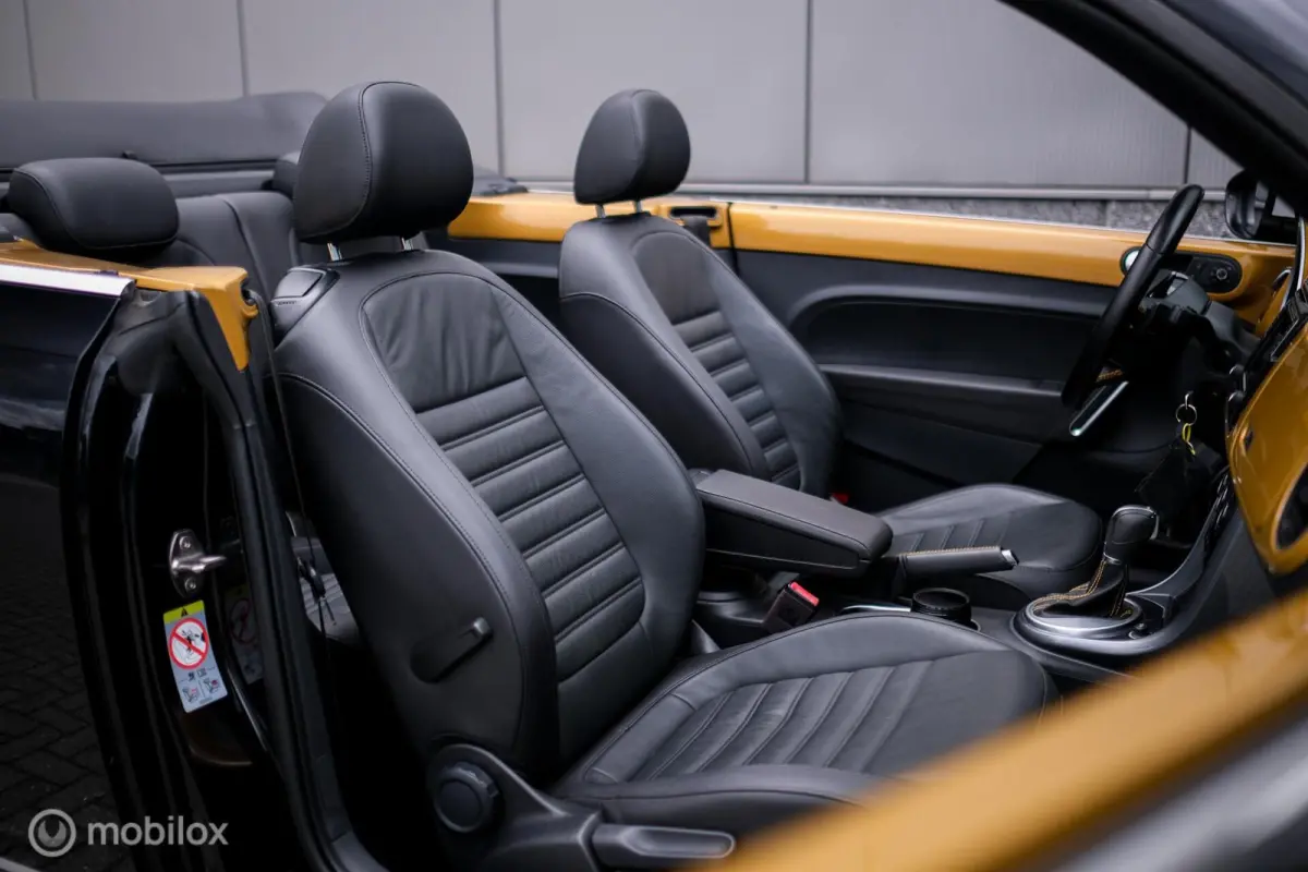 1.4 TSI Dune | Camera | Leder | LED | Xenon | PDC | Vol opties | Bluetooth | rijklaar |