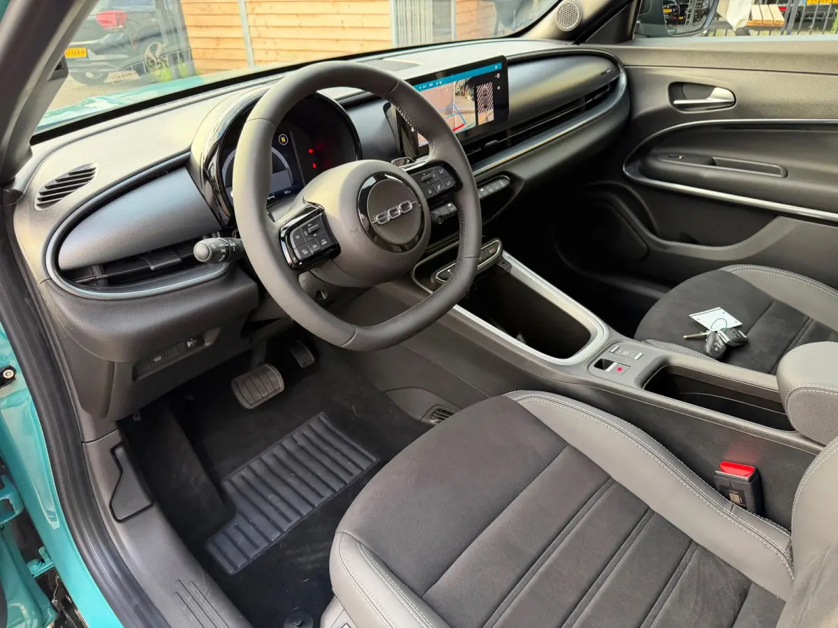 1.2 Hybrid Sport 145PK | Automaat | Leder/Alcantara | CarPlay | Massage | 2 jaar garantie