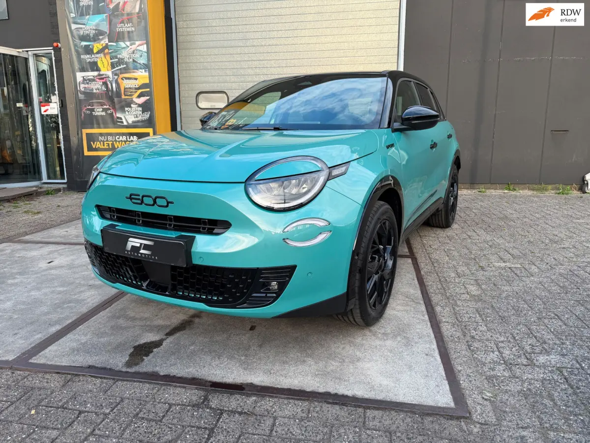 1.2 Hybrid Sport 145PK | Automaat | Leder/Alcantara | CarPlay | Massage | 2 jaar garantie