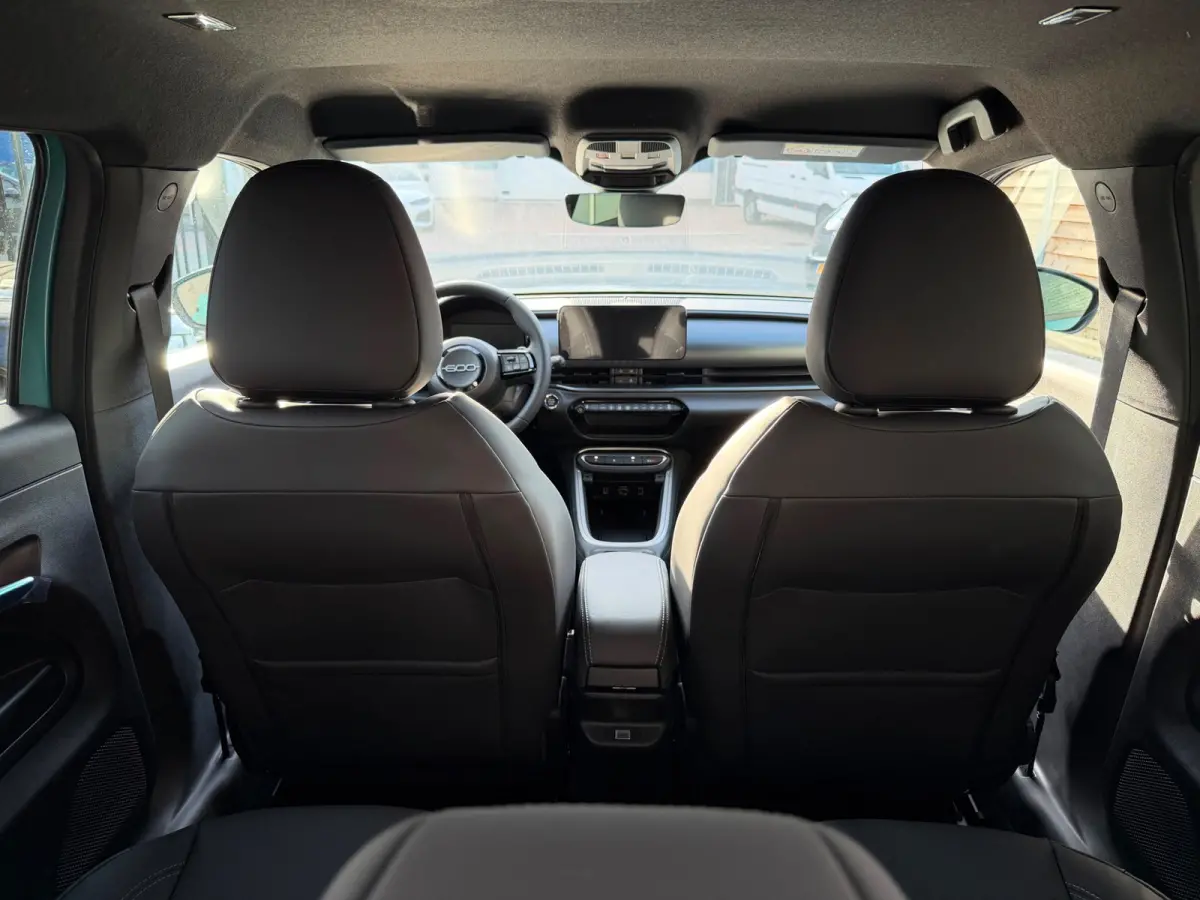 1.2 Hybrid Sport 145PK | Automaat | Leder/Alcantara | CarPlay | Massage | 2 jaar garantie