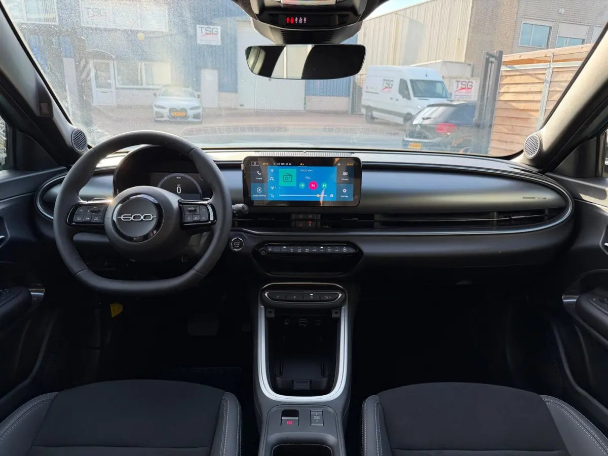 1.2 Hybrid Sport 145PK | Automaat | Leder/Alcantara | CarPlay | Massage | 2 jaar garantie