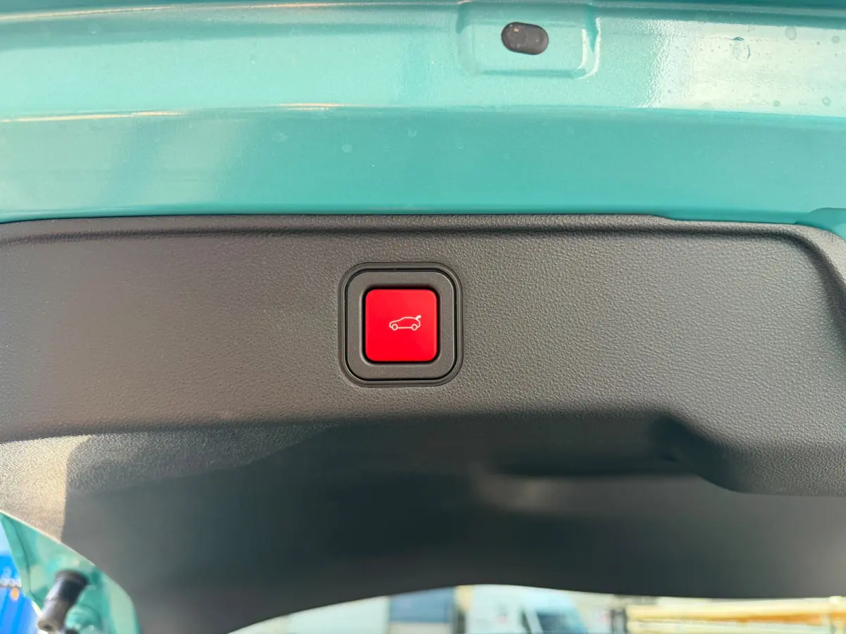 1.2 Hybrid Sport 145PK | Automaat | Leder/Alcantara | CarPlay | Massage | 2 jaar garantie
