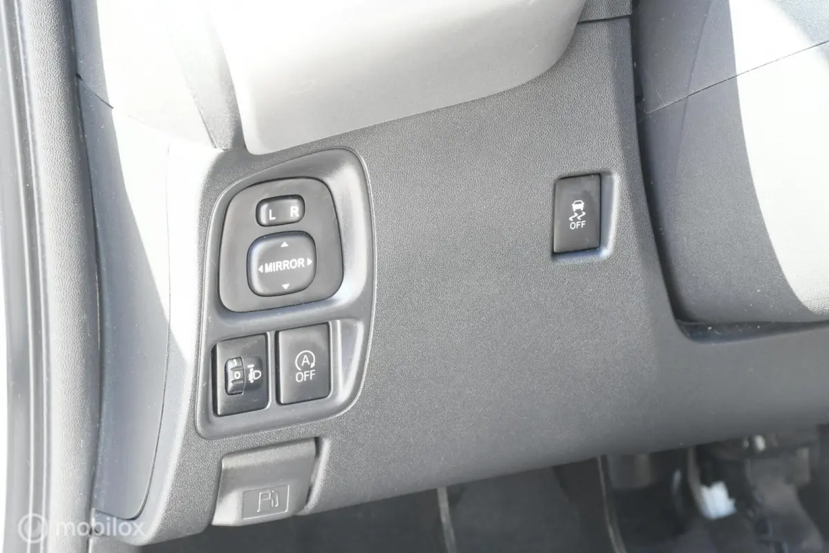 1.0 VVT-i x-play|AIRCO|CARPLAY|OPENDAK