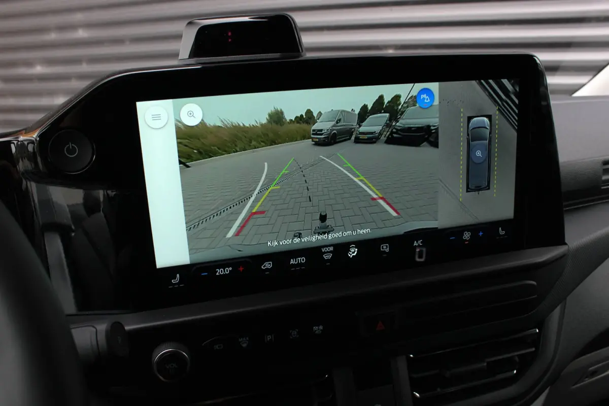 340 L2H1 Limited 71kWh 218PK / 360 CAMERA / 370KM RANGE / APPLE CARPLAY /DRIVERS- PACK / FULL OPTION