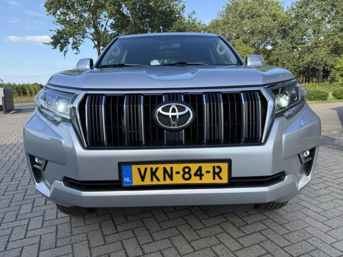 2.8 D-4D-F Challenger A/T Van Trekhaak