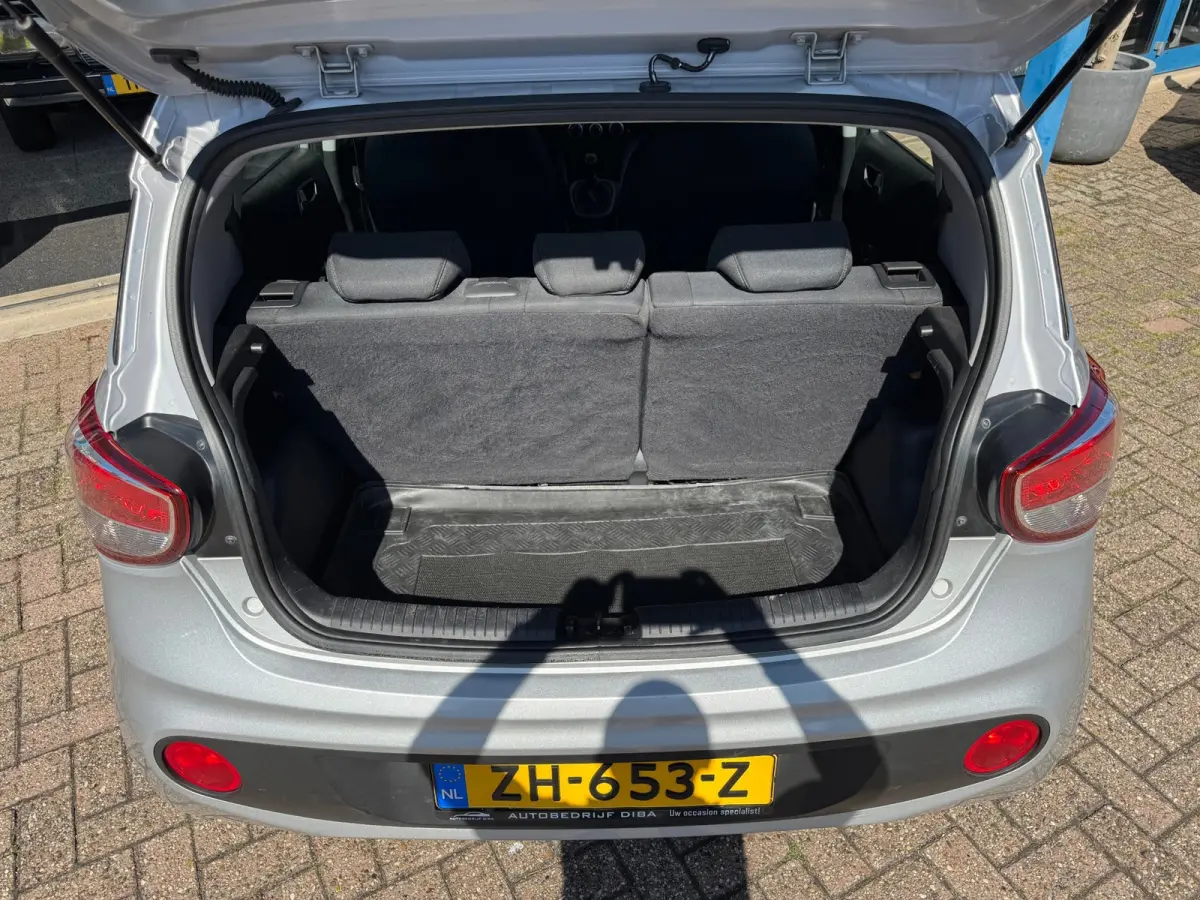 1.0i i-Motion Premium 2017 5drs AIRCO APK NAP!