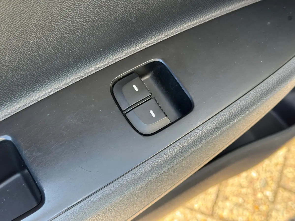 1.0i i-Motion Premium 2017 5drs AIRCO APK NAP!