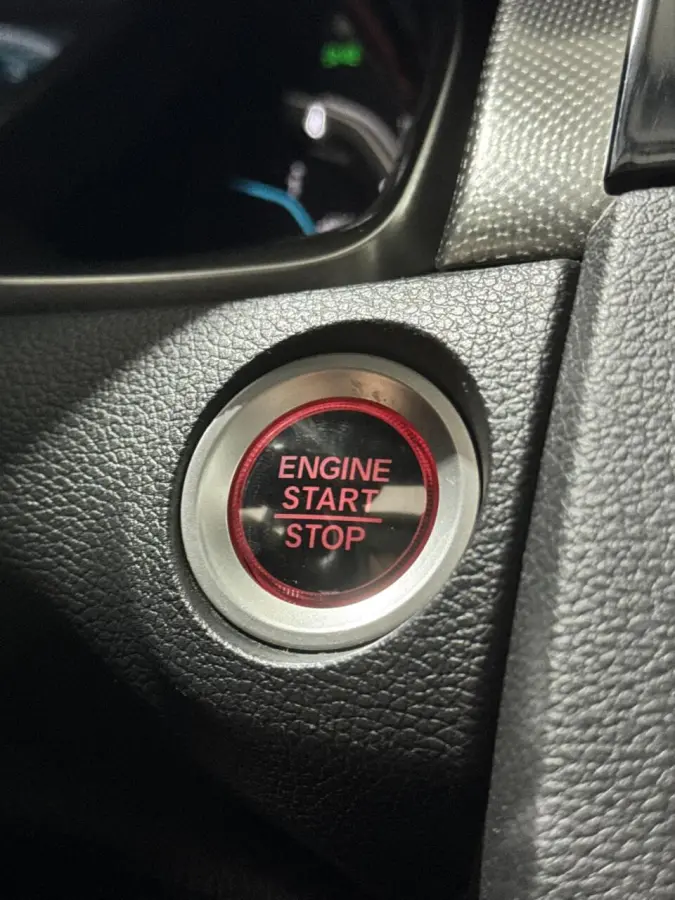1.0 i-VTEC Executive|PANO|KEYLESS|LANE ASSIST