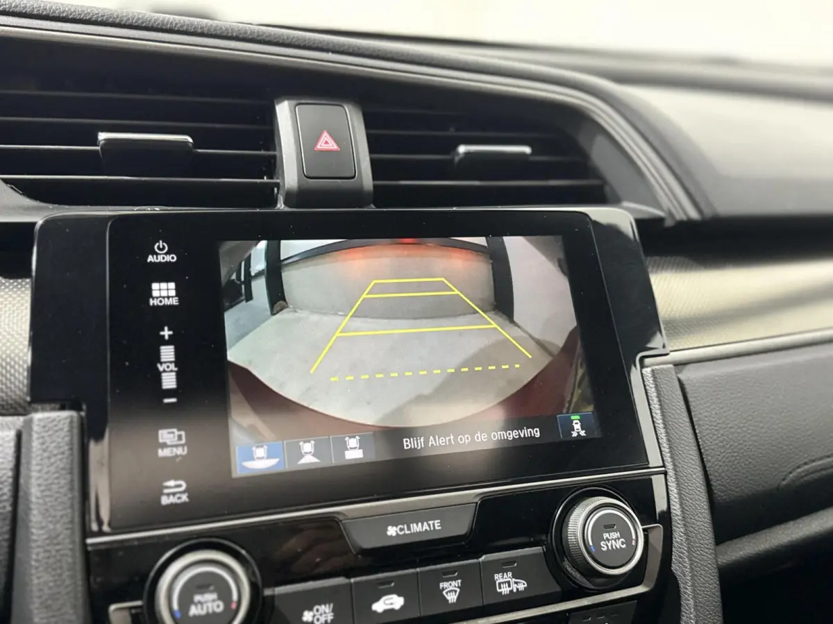 1.0 i-VTEC Executive|PANO|KEYLESS|LANE ASSIST