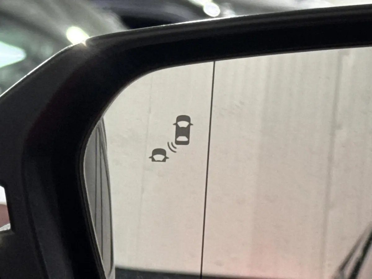 1.0 i-VTEC Executive|PANO|KEYLESS|LANE ASSIST