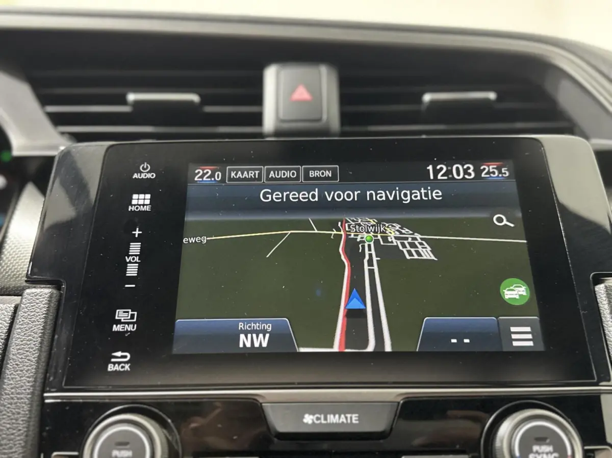 1.0 i-VTEC Executive|PANO|KEYLESS|LANE ASSIST
