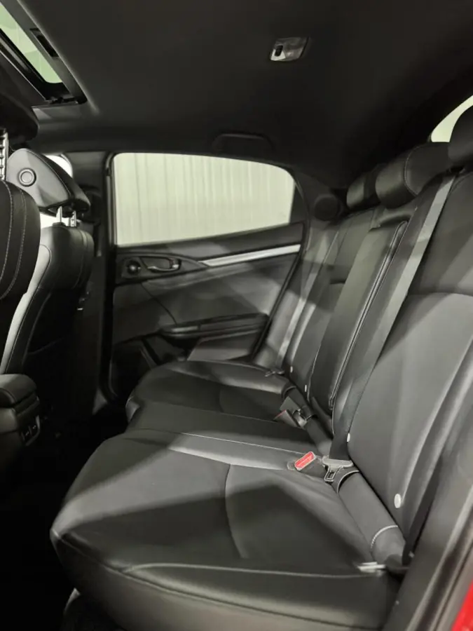 1.0 i-VTEC Executive|PANO|KEYLESS|LANE ASSIST