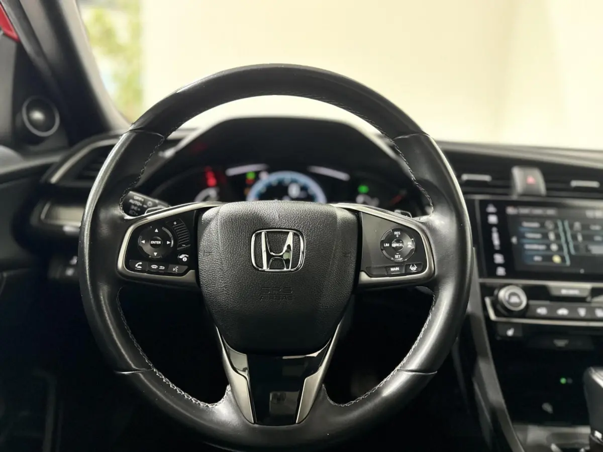 1.0 i-VTEC Executive|PANO|KEYLESS|LANE ASSIST