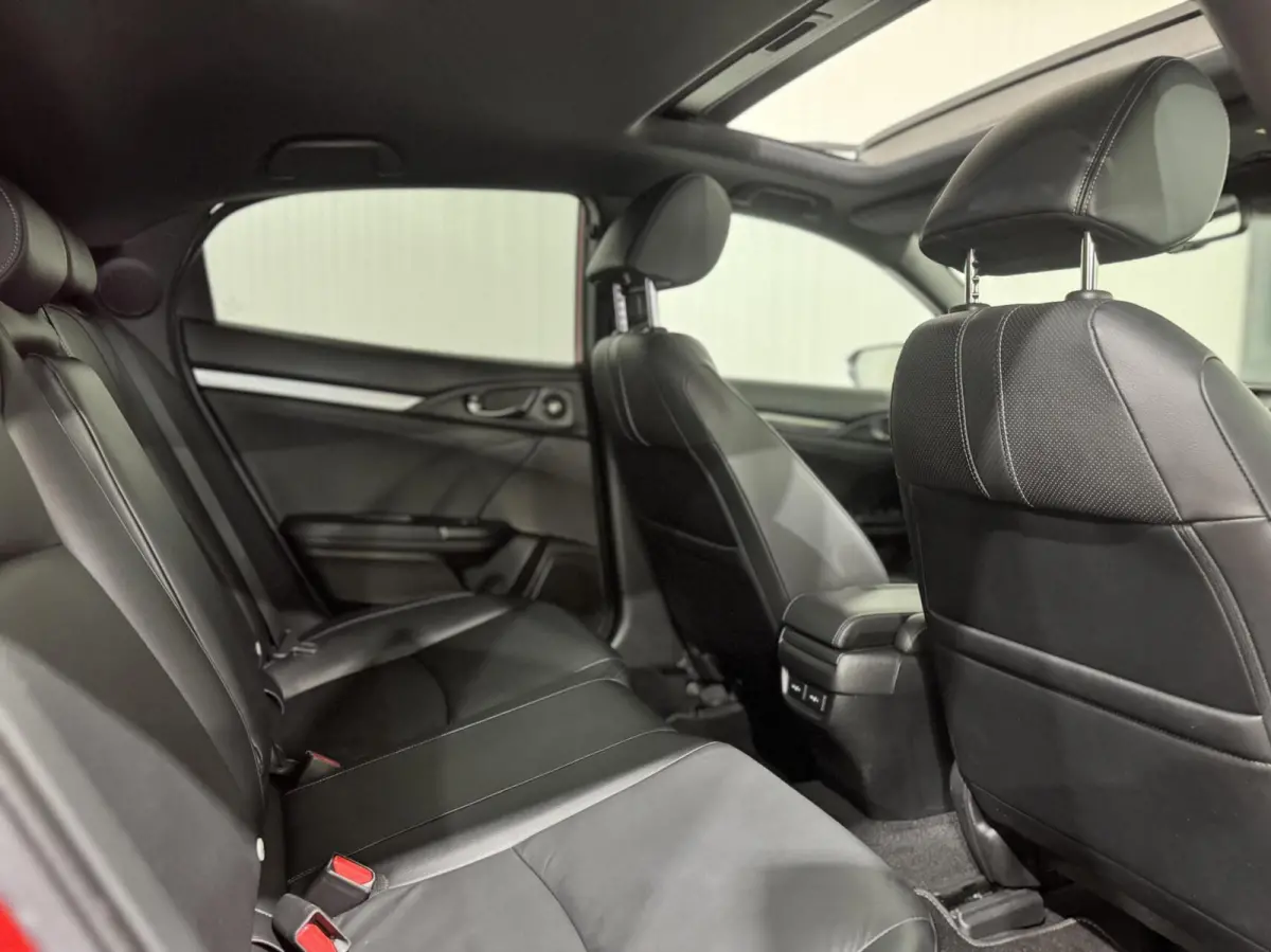 1.0 i-VTEC Executive|PANO|KEYLESS|LANE ASSIST