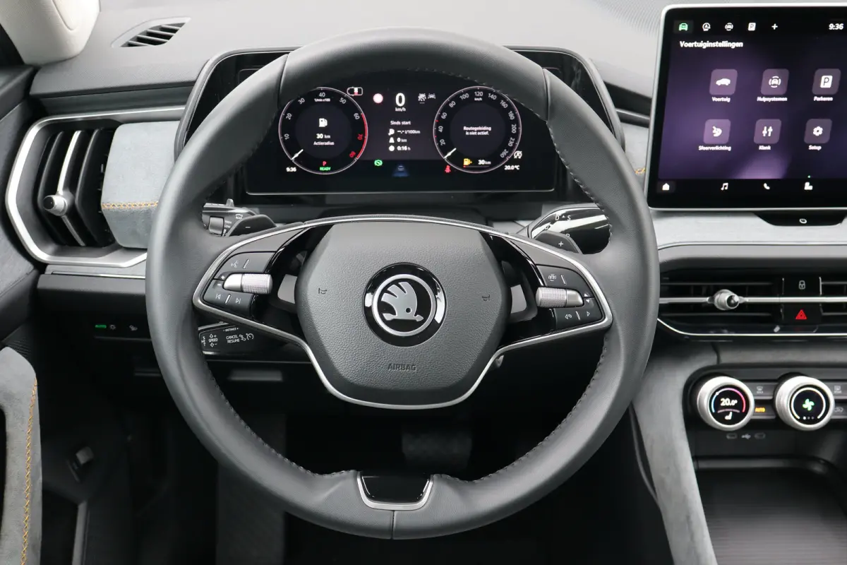 1.5 TSI MHEV Business Edition | Achteruitrijcamera | Crew Protect Assist | Cruise control met speedlimiter