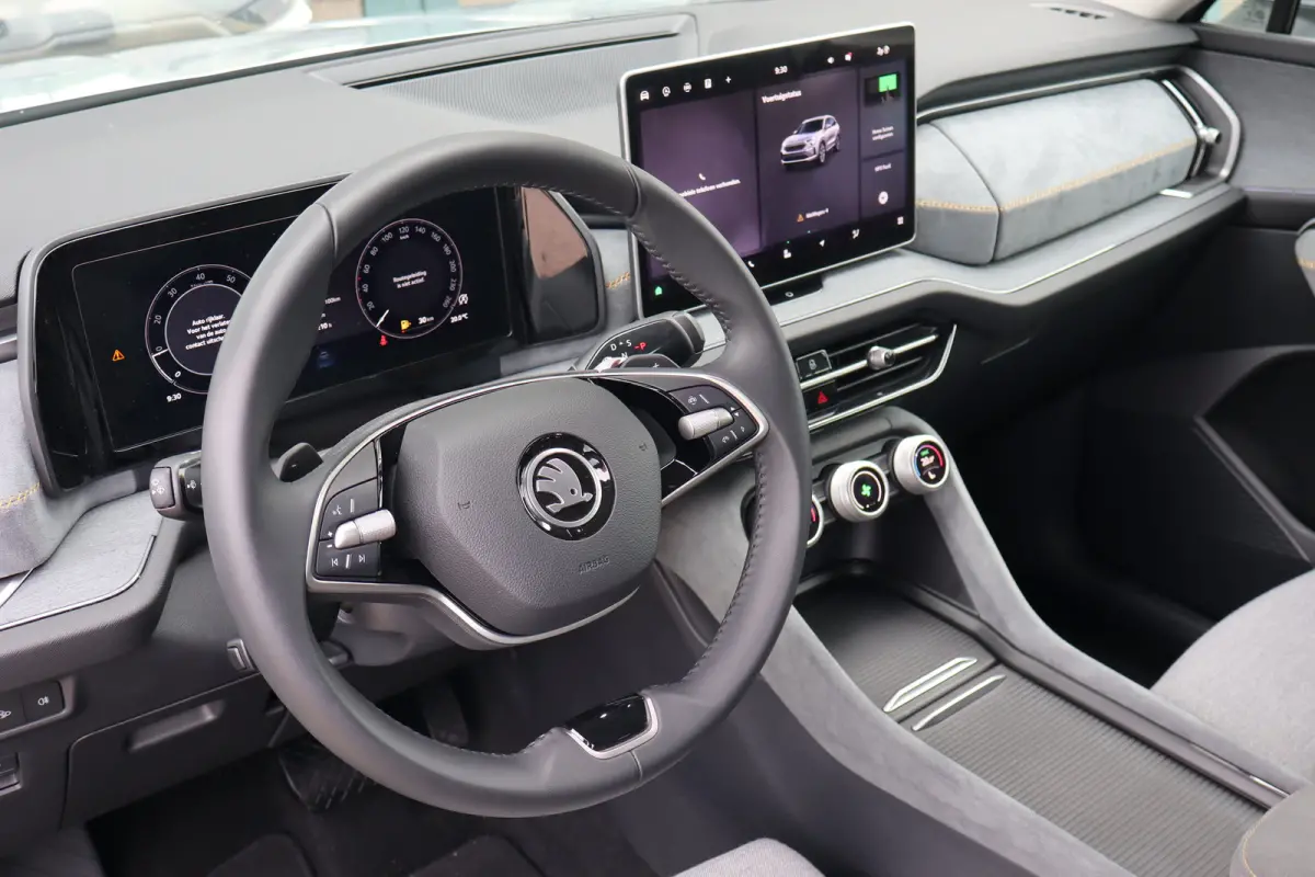 1.5 TSI MHEV Business Edition | Achteruitrijcamera | Crew Protect Assist | Cruise control met speedlimiter
