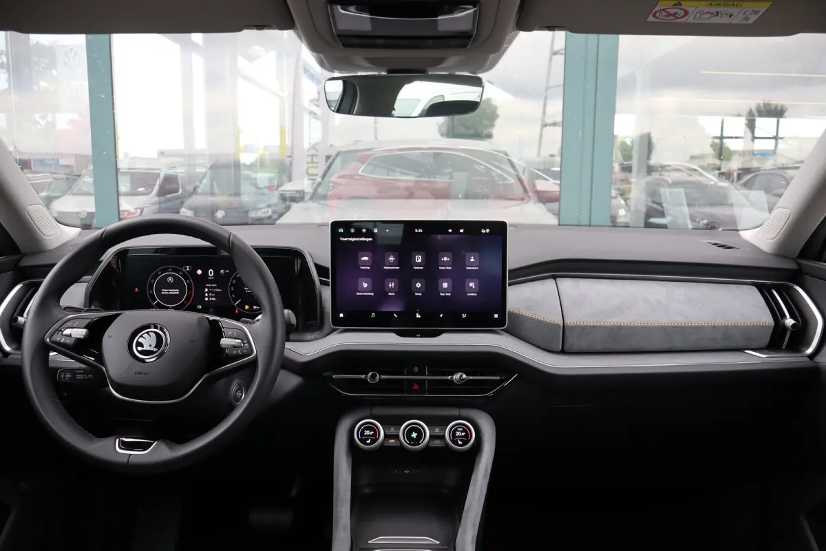1.5 TSI MHEV Business Edition | Achteruitrijcamera | Crew Protect Assist | Cruise control met speedlimiter